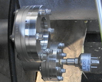   air operated leak valve. The next image shows a TC vacuum gauge